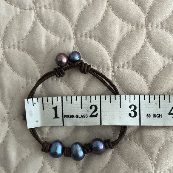 3 blue leather pearls adjustable bracelet - Picture 6 of 7